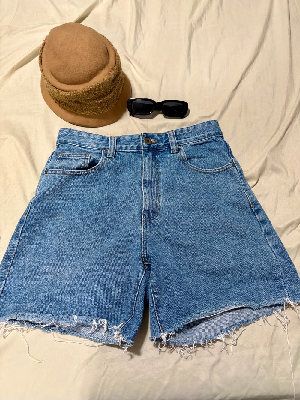 Cotton On Dad Denim Shorts High Rise Raw Hem Size 6